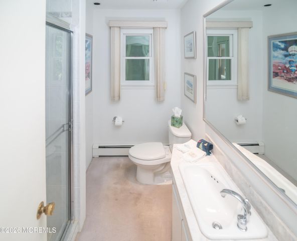 177 Kingfisher Drive, Middletown, NJ 07748