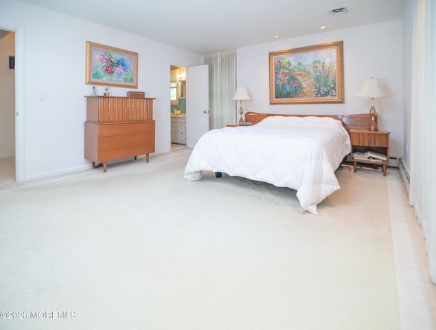 177 Kingfisher Drive, Middletown, NJ 07748