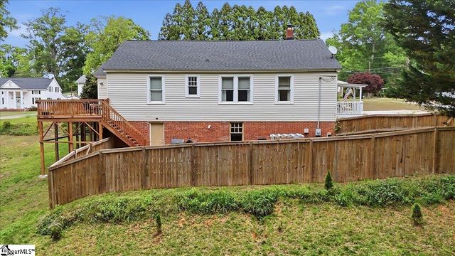 205 Myrtle Avenue, Belton, SC 29627