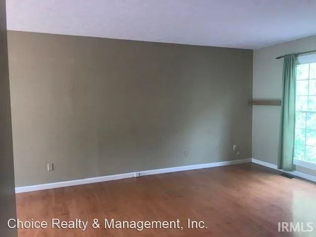 1615 S Buffstone Court, Bloomington, IN 47401