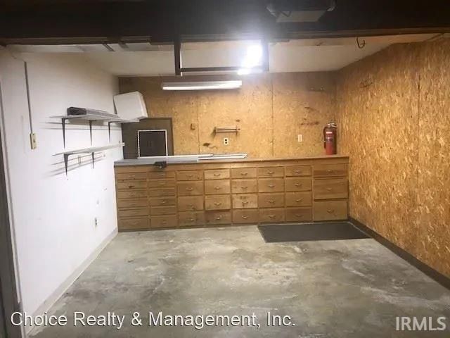 1615 S Buffstone Court, Bloomington, IN 47401