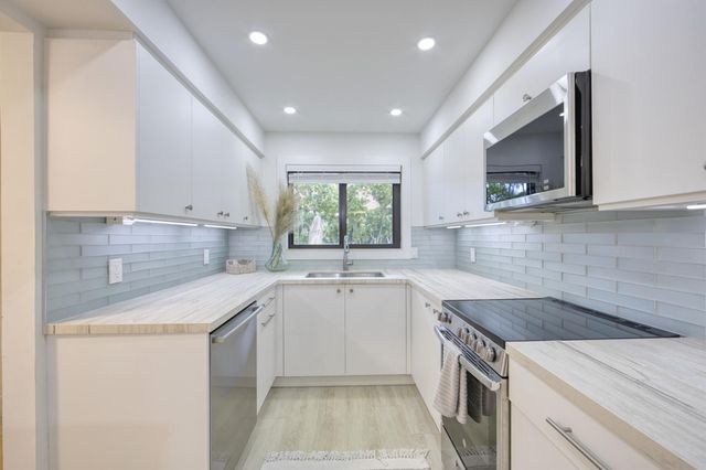 420 Celestial Way 103, Juno Beach, FL 33408