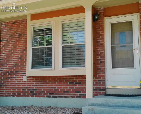 6815 Ravencrest Drive, Colorado Springs, CO 80919