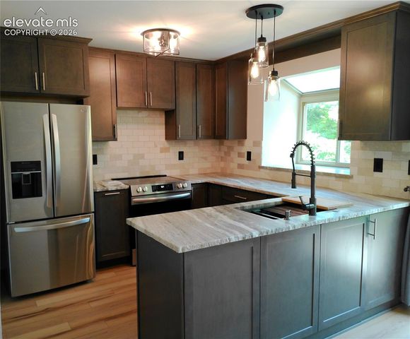 6815 Ravencrest Drive, Colorado Springs, CO 80919