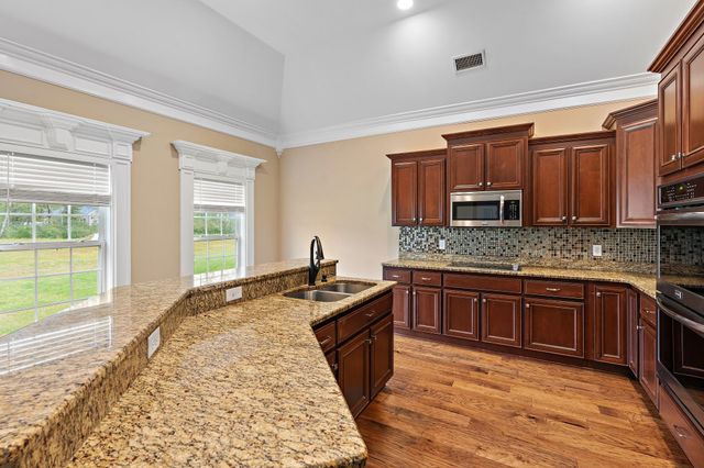 7670 Knobdate Rd, Smyrna, TN 37167