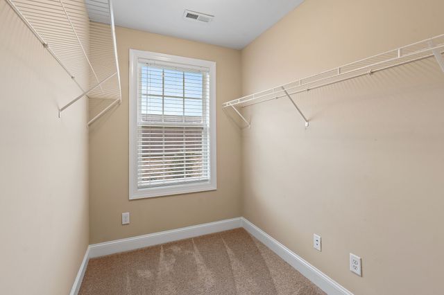 7670 Knobdate Rd, Smyrna, TN 37167