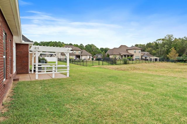 7670 Knobdate Rd, Smyrna, TN 37167