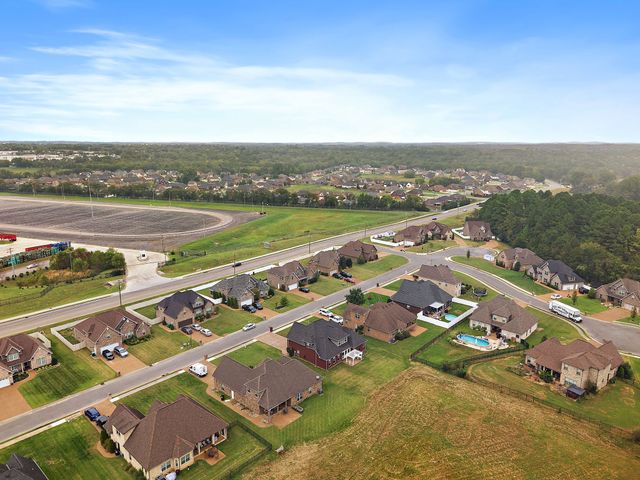 7670 Knobdate Rd, Smyrna, TN 37167