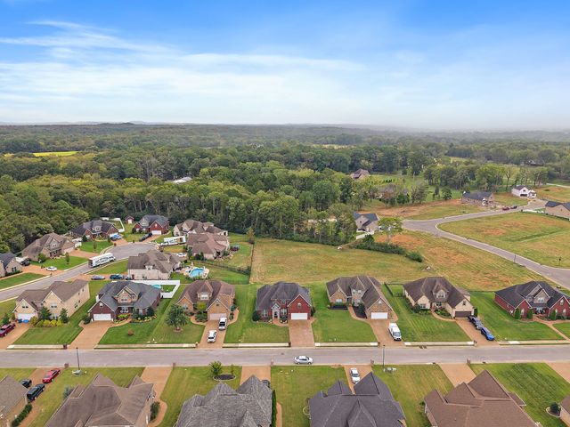 7670 Knobdate Rd, Smyrna, TN 37167