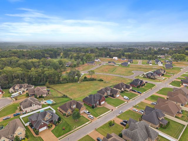 7670 Knobdate Rd, Smyrna, TN 37167