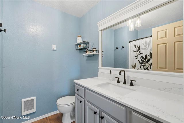 1210 Main ST, Sandpoint, ID 83864