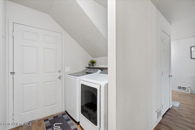 1210 Main ST, Sandpoint, ID 83864