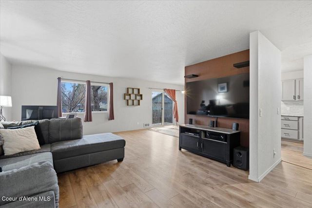 1210 Main ST, Sandpoint, ID 83864