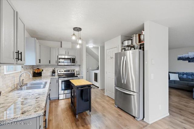 1210 Main ST, Sandpoint, ID 83864