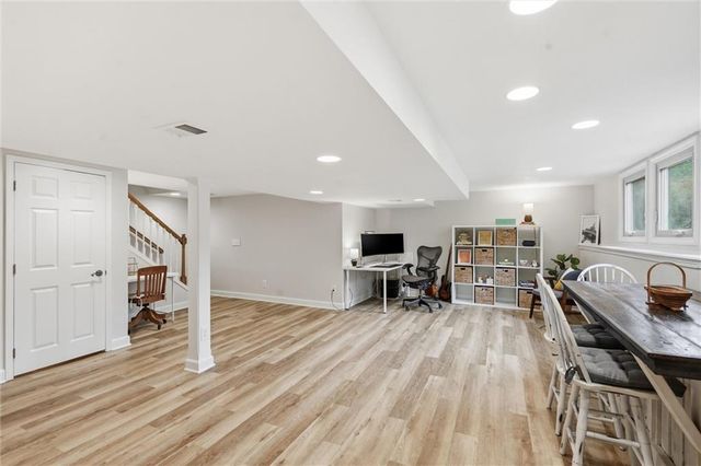 11904 Aberdeen Road, Leawood, KS 66209