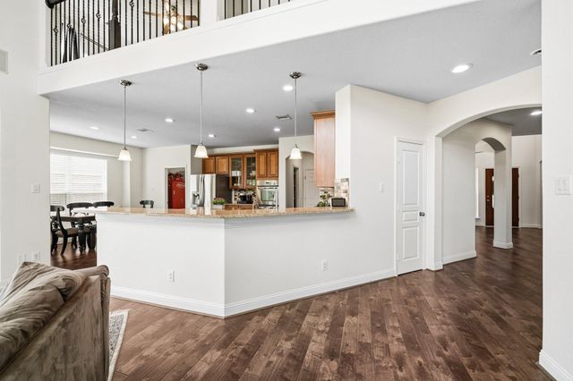17610 Strackfield Lane, Tomball, TX 77377