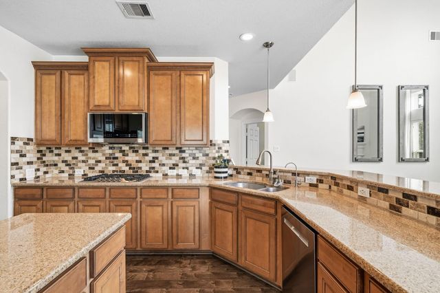 17610 Strackfield Lane, Tomball, TX 77377