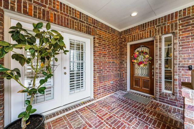 17610 Strackfield Lane, Tomball, TX 77377