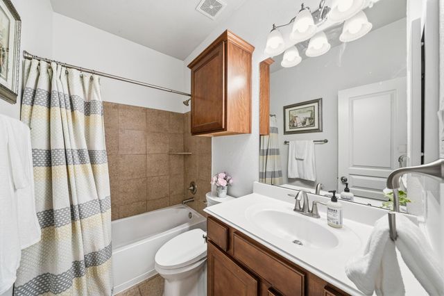 17610 Strackfield Lane, Tomball, TX 77377