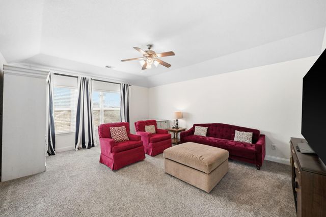 17610 Strackfield Lane, Tomball, TX 77377