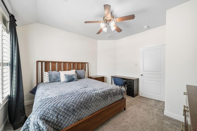 17610 Strackfield Lane, Tomball, TX 77377