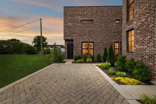 827 Ramsey St # D, Nashville, TN 37206