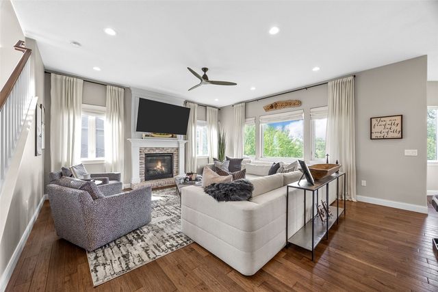 1340 Salm Drive, North Liberty, IA 52317