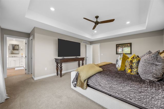 1340 Salm Drive, North Liberty, IA 52317