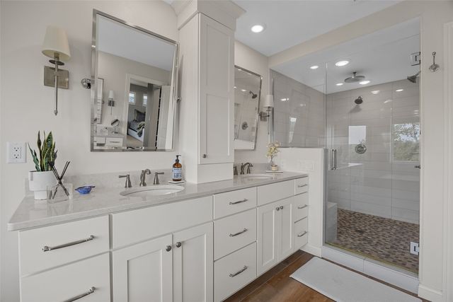 1340 Salm Drive, North Liberty, IA 52317