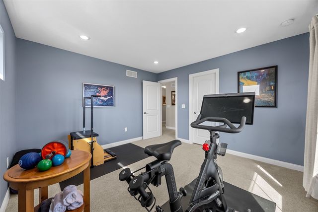 1340 Salm Drive, North Liberty, IA 52317