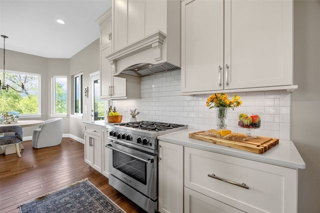 1340 Salm Drive, North Liberty, IA 52317