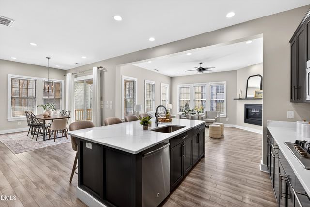 2147 Bluff Oak Drive, Cary, NC 27519