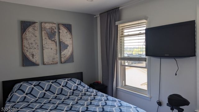 89 Glendale St, Nutley Twp., NJ 07110