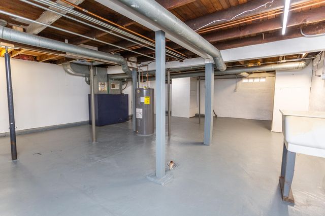 5015 W Ridge Road, Gary, IN 46408