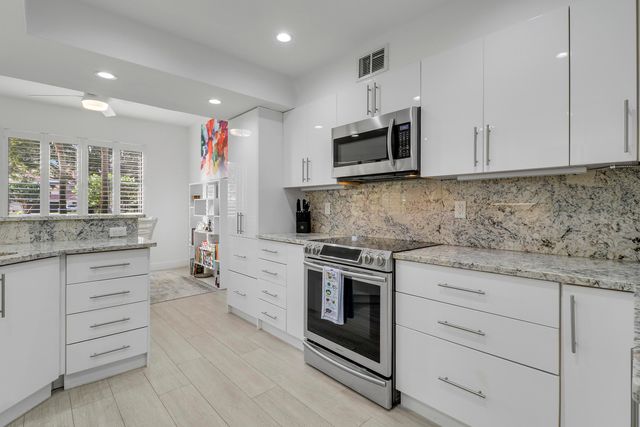 303 Sea Oats Drive A, Juno Beach, FL 33408