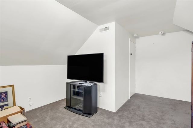 3106 Prior Drive, Cuyahoga Falls, OH 44223