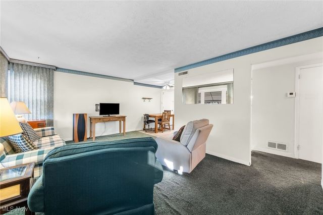 3106 Prior Drive, Cuyahoga Falls, OH 44223