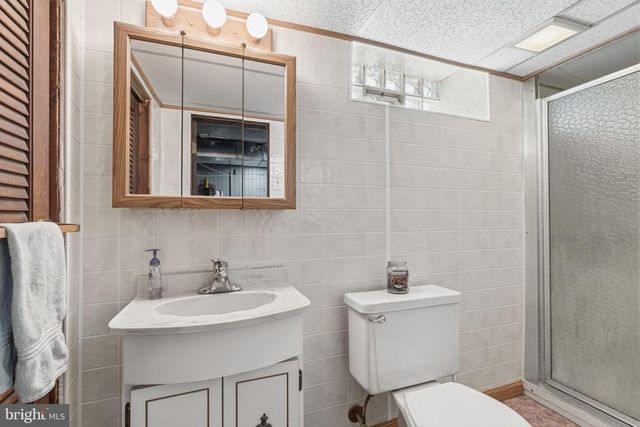 724 LONGSHORE AVE, Philadelphia, PA 19111