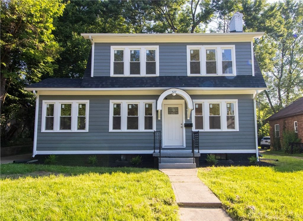 527 W Parkwood Drive, Dayton, OH 45405