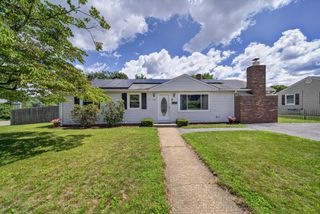 46 Sheffield Avenue, West Warwick, RI 02893