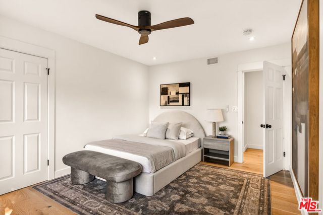 16644 Calneva Drive, Encino, CA 91436