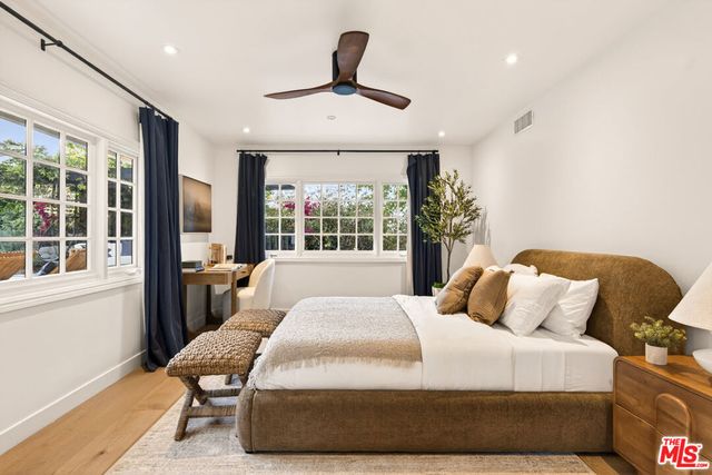 16644 Calneva Drive, Encino, CA 91436