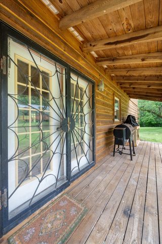 8004 Charlotte Pike, Nashville, TN 37221
