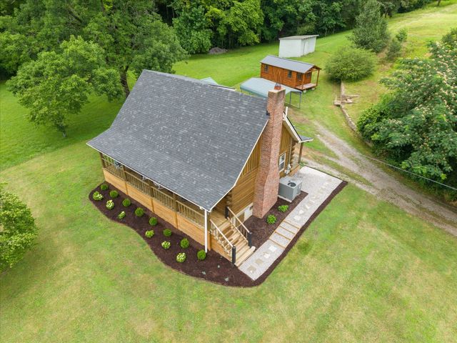 8004 Charlotte Pike, Nashville, TN 37221