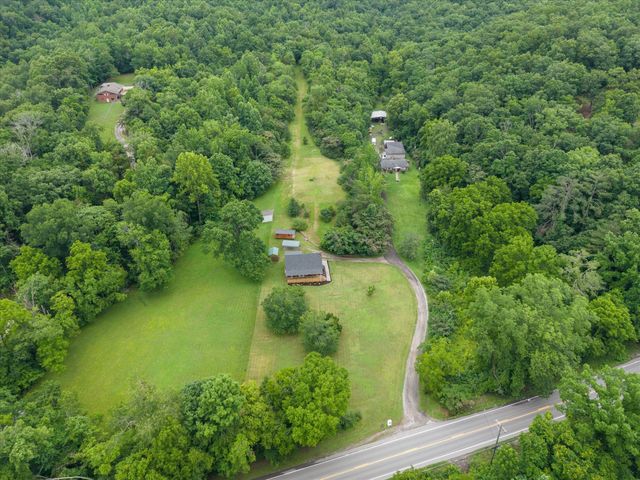 8004 Charlotte Pike, Nashville, TN 37221