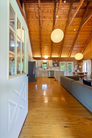 8004 Charlotte Pike, Nashville, TN 37221