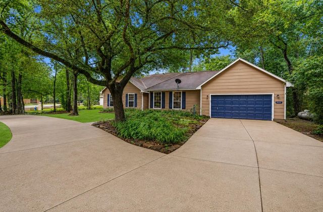 10407 Twin Oak Drive, Conroe, TX 77385