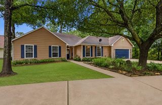 10407 Twin Oak Drive, Conroe, TX 77385
