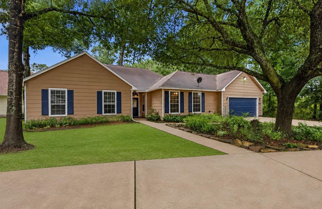 10407 Twin Oak Drive, Conroe, TX 77385