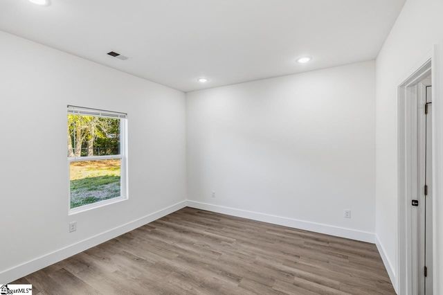 4048 Parris Bridge Road, Boiling Springs, SC 29316